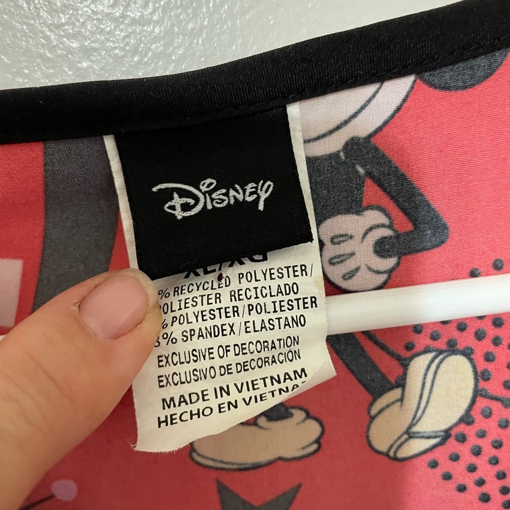 Disney MICKEY MINNIE Print Short sleeve Red pink Healthcare Nursing scrub top XL - Picture 2 of 6